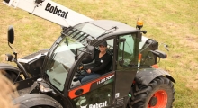Телескопический погрузчик для сельского хозяйства Bobcat TL38.70HF+AGRI вид сверху