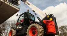 Телескопический погрузчик Bobcat T40.180SLP вид сзади
